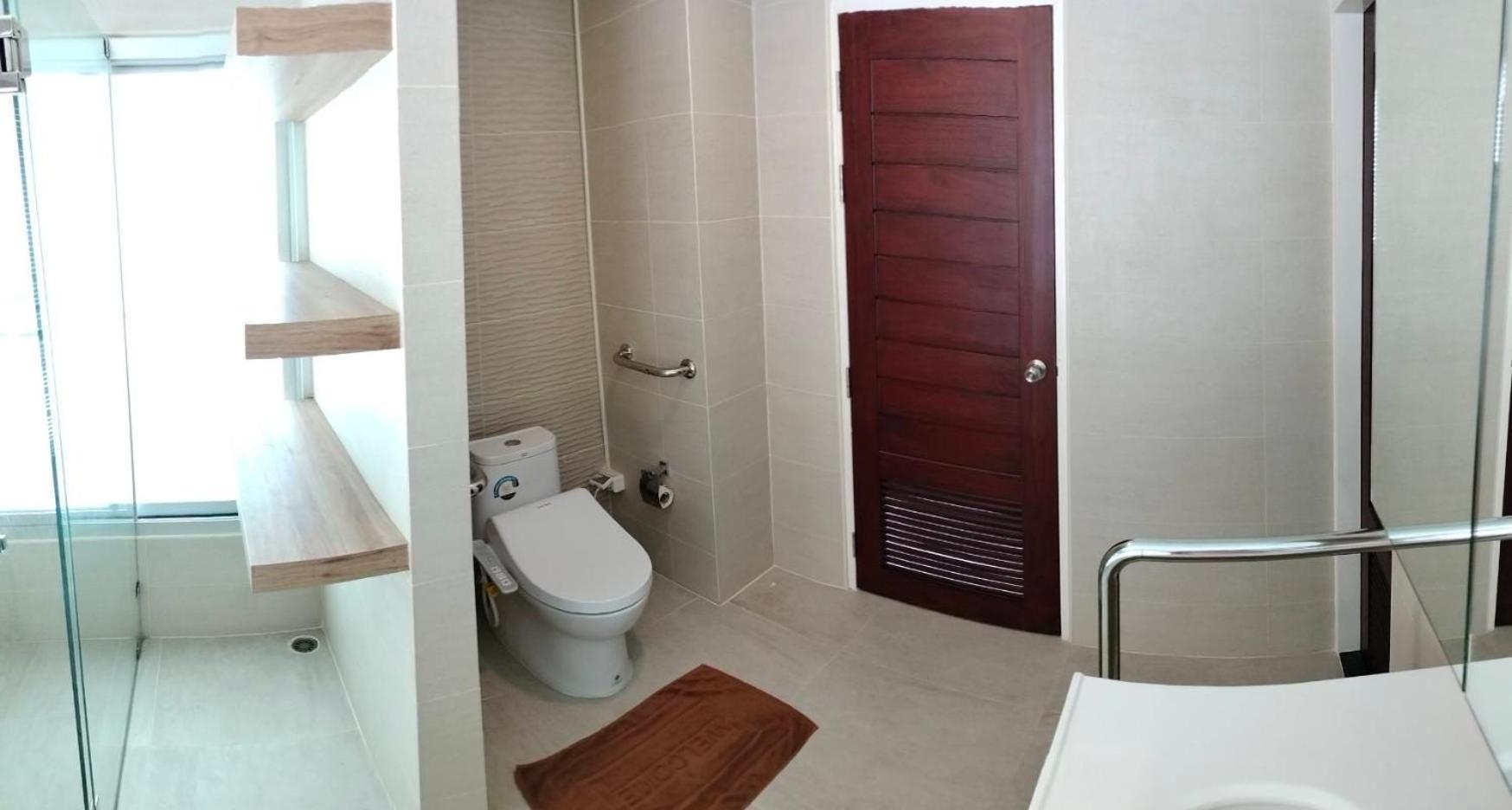 The Lux Ladprao 10 Aparthotel Bangkok Exteriör bild