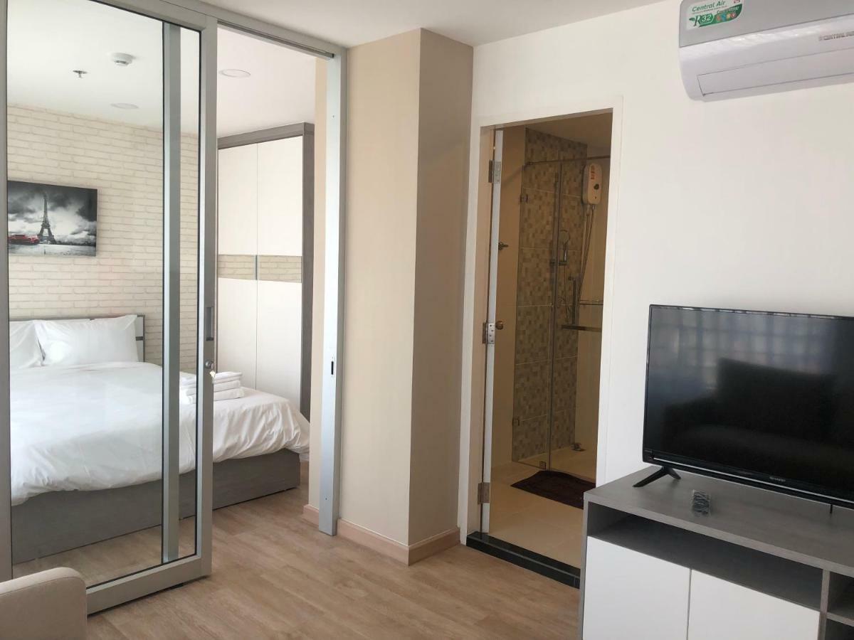 The Lux Ladprao 10 Aparthotel Bangkok Exteriör bild